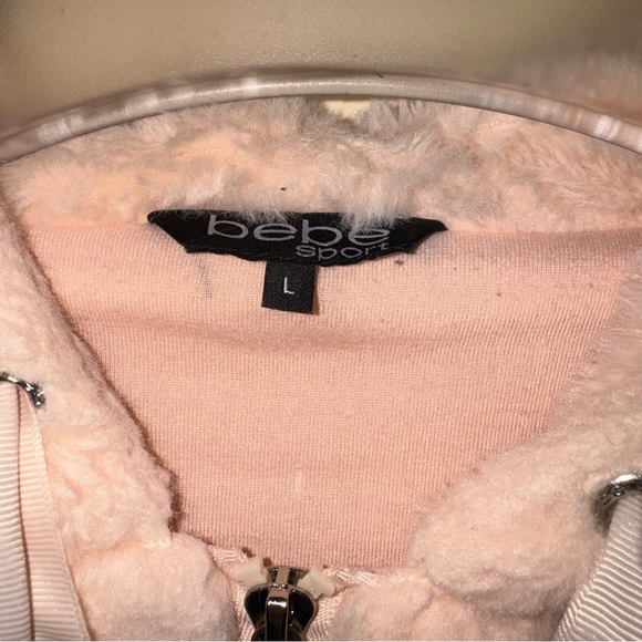 Bebe pink logo Sherpa jacket with hoodie women’s size Large - Picture 8 of 12